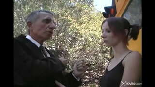 ���ျိုနှင့်စွန့်စားမိန်းကလေးတစ်စအို၊blowjob