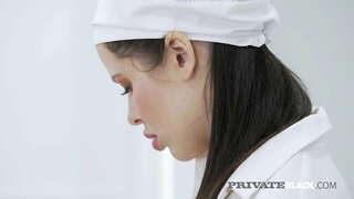 ���ाहेर खाणे स्वयंपाकघर मध्ये! मोहक अर्भक Cassie आग खूश आहे की, बीबीसी मांस घेऊन, तो खोल तिच्या पुच्ची होईपर्यंत तो वेळ काही पार्शवी चोदन! तुझा भूक! पूर्ण झटका &amp;amp; 1000s येथे अधिक PrivateBlack.com!